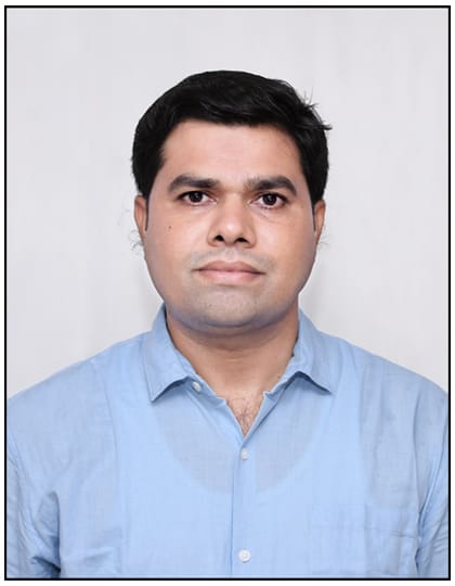 Dr. Dewkaran makwane